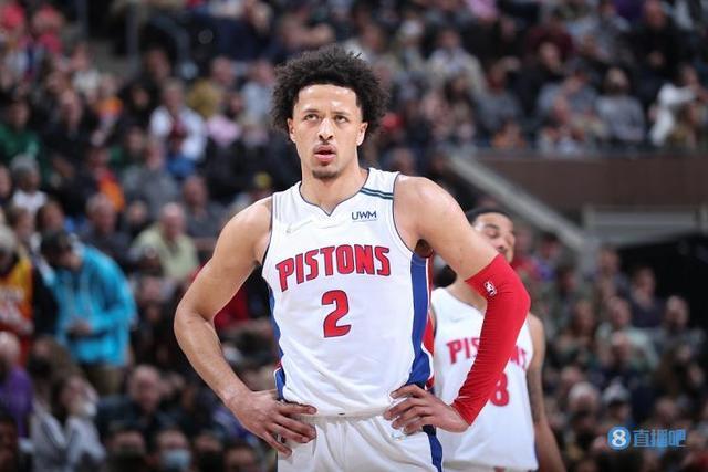 队中找到突 队中找到突